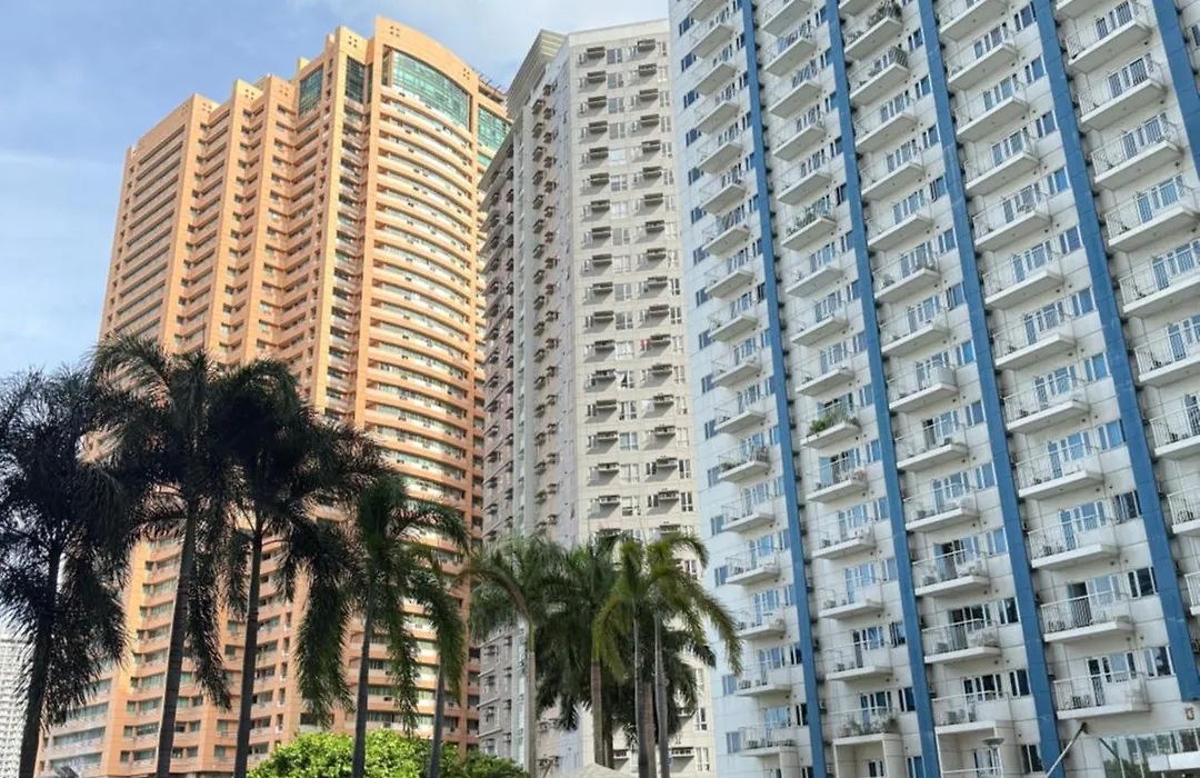 Smdc Light Residences - Studio Condo Unit-1